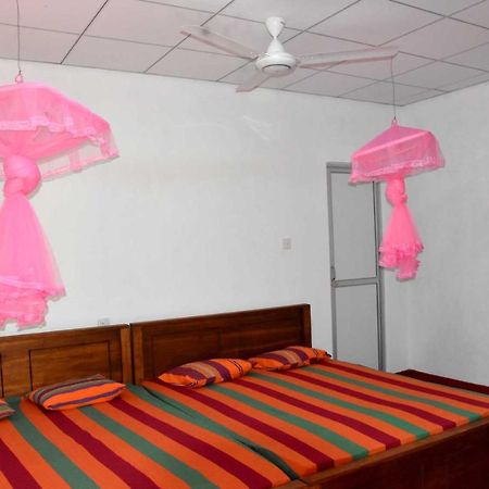 Dula Lake Resort Anuradhapura Eksteriør bilde