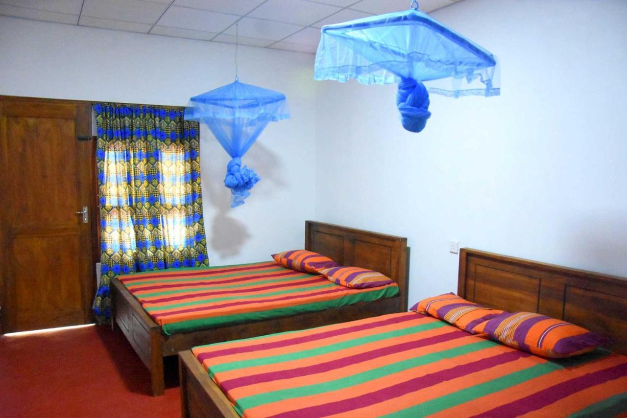 Dula Lake Resort Anuradhapura Eksteriør bilde