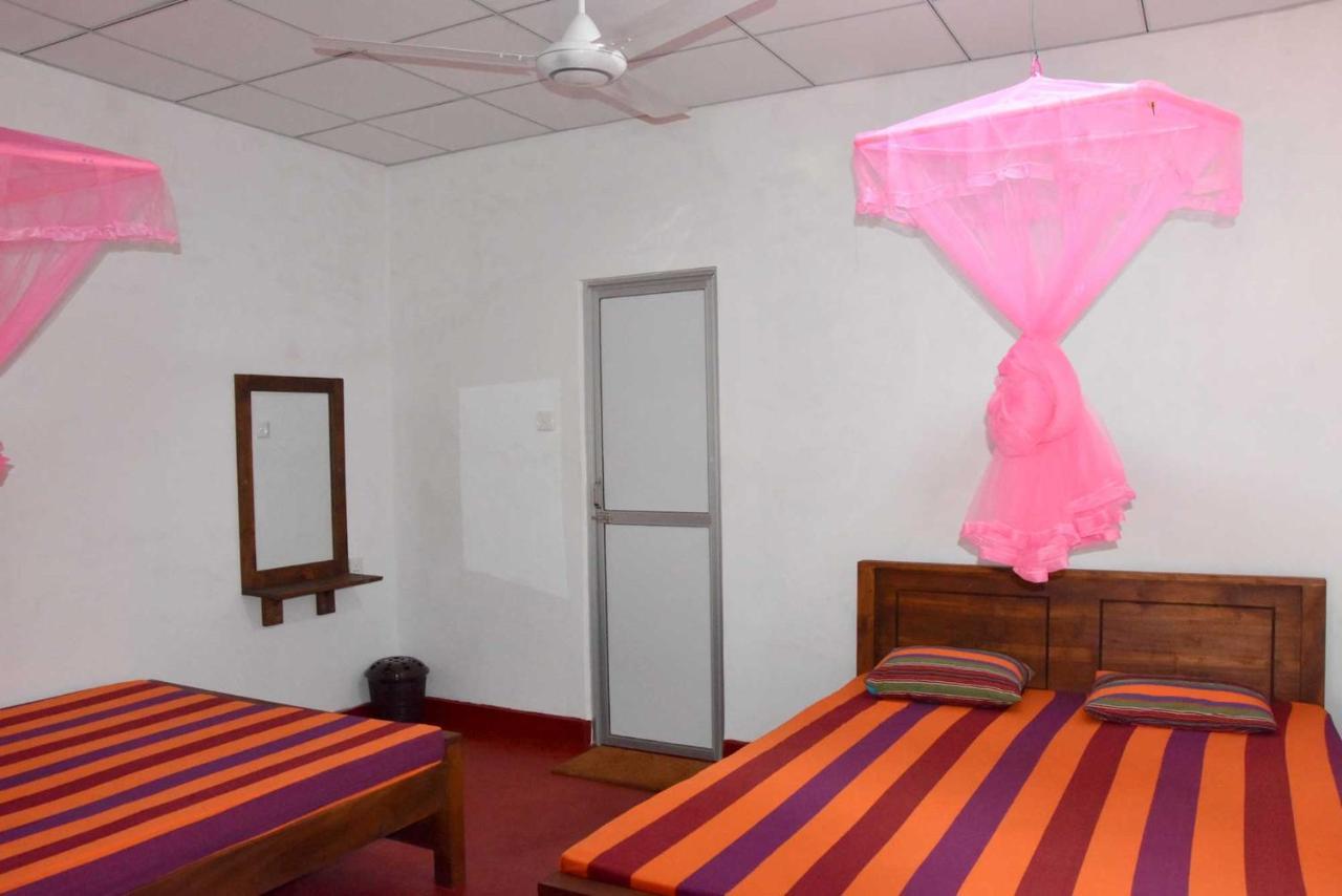 Dula Lake Resort Anuradhapura Eksteriør bilde